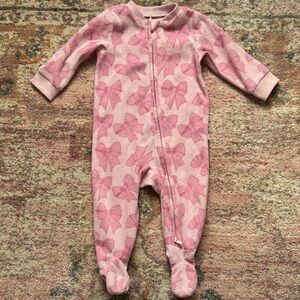 Posh peanut fleece bow footie